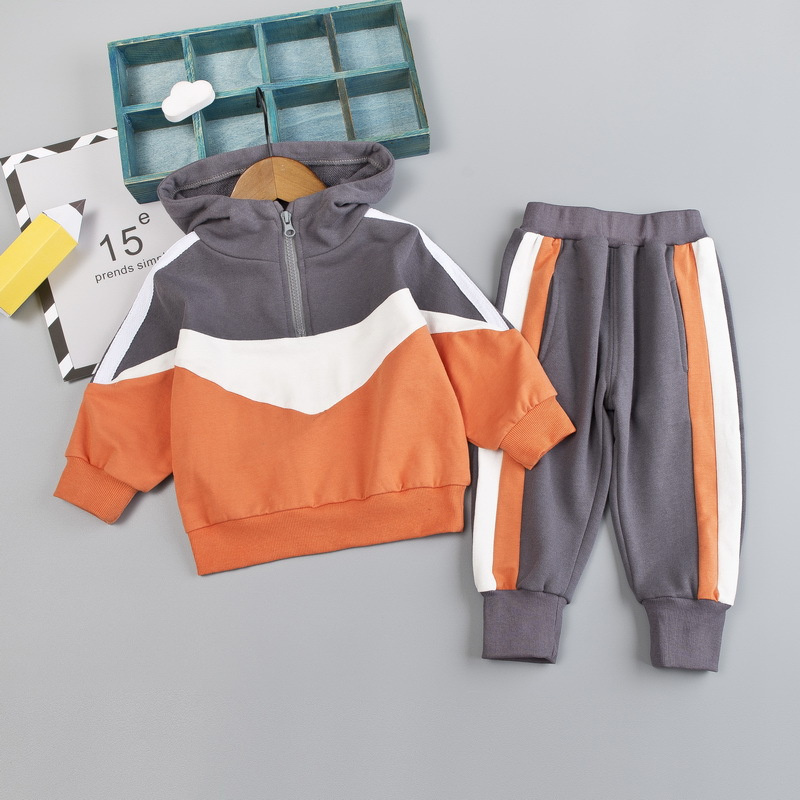 Tute da ginnastica per bambini - Outdoor Sport Outfit recensione e prezzo